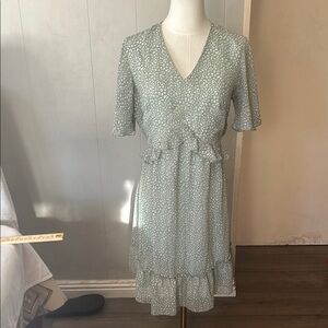 Chic Sage Green Midi Dress